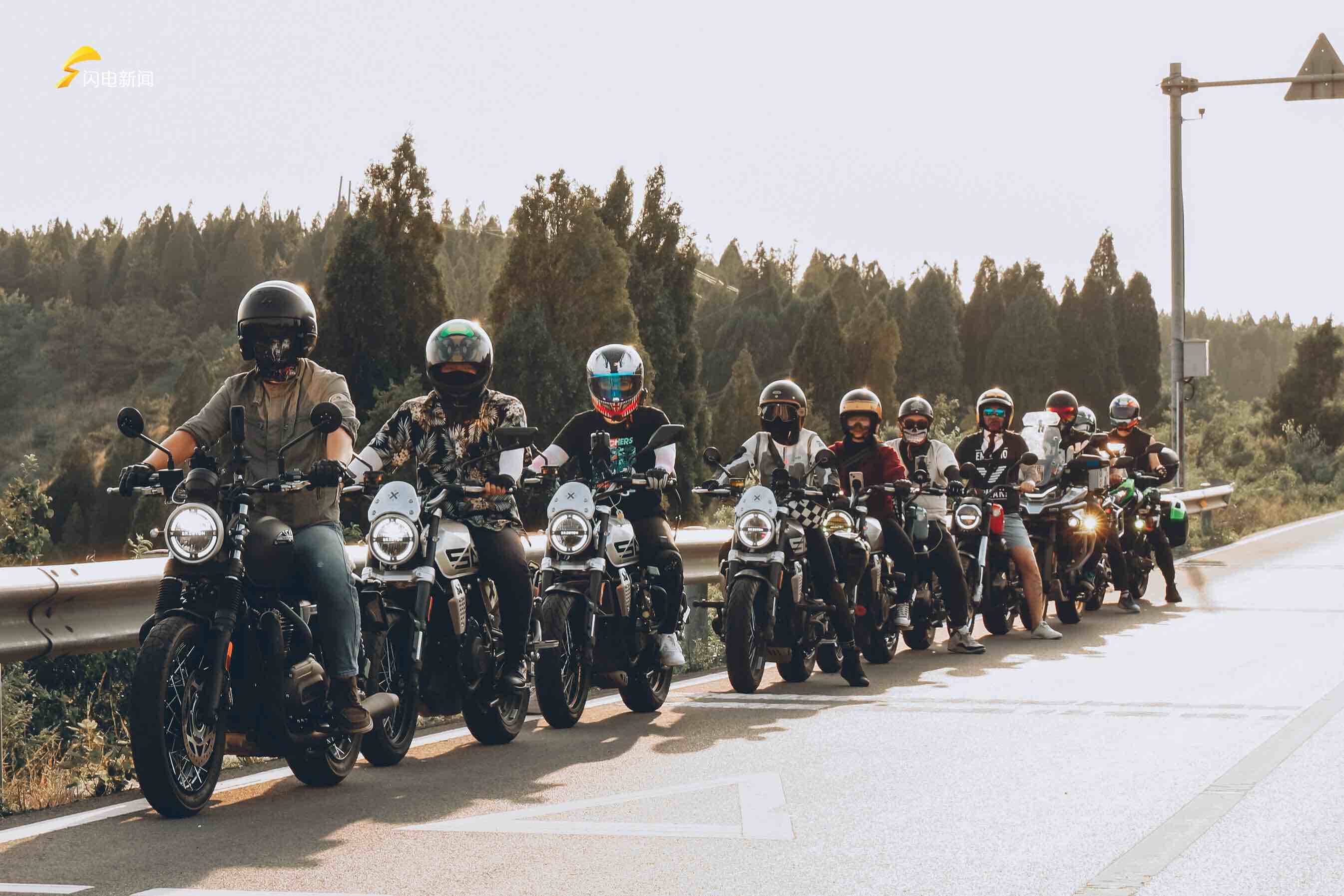 九游体育闪电评论｜“城市+体育+旅游”IP新探索 看主流媒体如何助力激活消费新动能(图3)