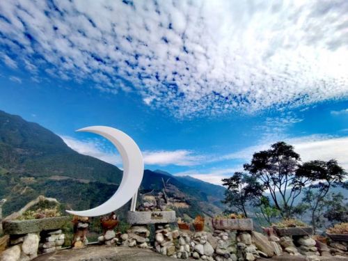 攀岩向上漾濞谱写“体育+旅游”融合发展璀璨新华九游体育章(图5)