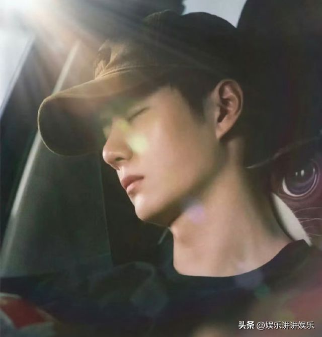 九游体育王一博行动力满格以热情点燃极限梦想(图6)