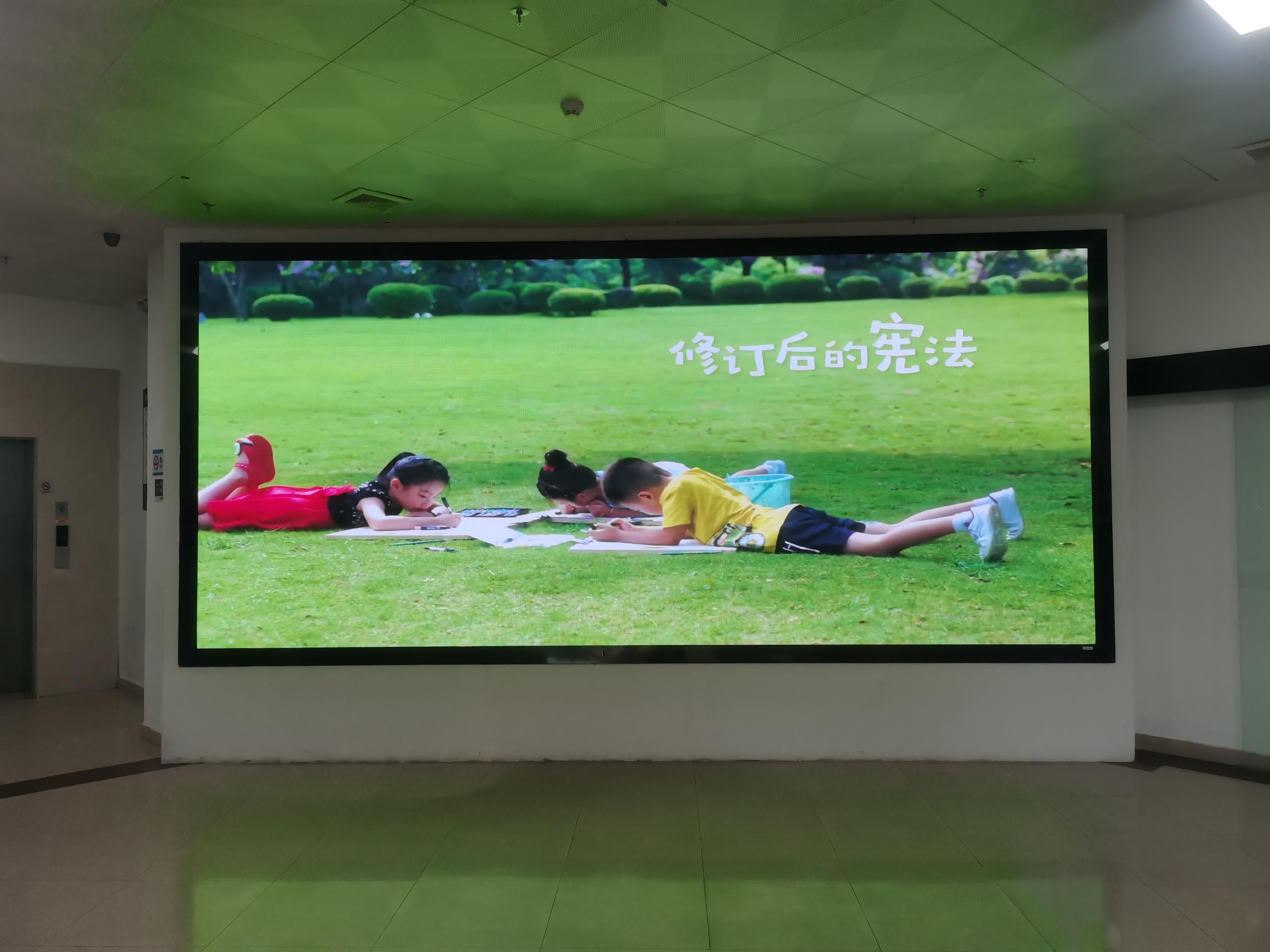 大力弘九游体育扬宪法精神 推动进一步全面深化改革——清远市文化广电旅游体育局开展“宪法宣传周”系列活动(图1)