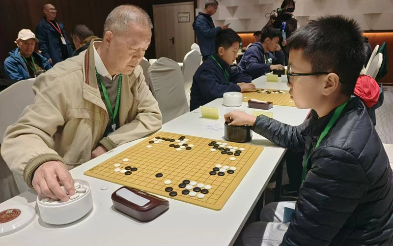 九游体育“体育热”带动全民健身 三秦大地活力满满(图2)