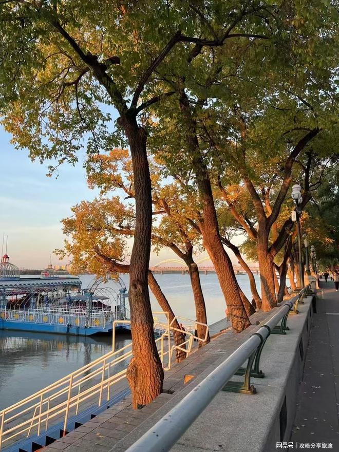 雪乡旅游攻略三天多少钱 雪乡玩几天九游体育比较好去(图3)