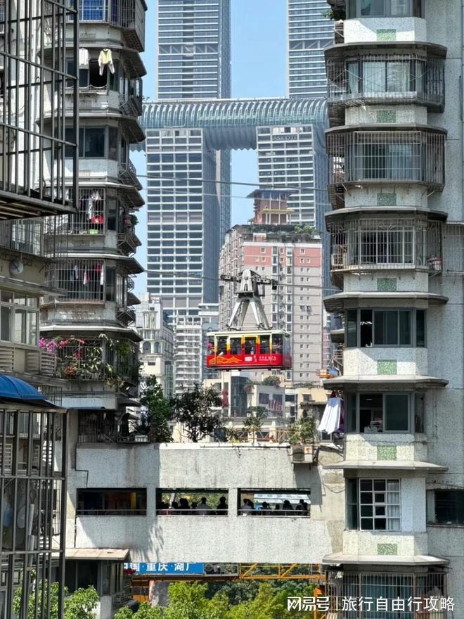 九游体育出发去重庆洪崖洞旅游五天行程如何安排 驴友亲身体验游记！(图1)