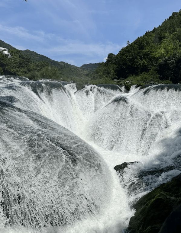九游体育第一次去贵州必看的攻略分享！去贵州旅游玩5天看完不迷路(图3)
