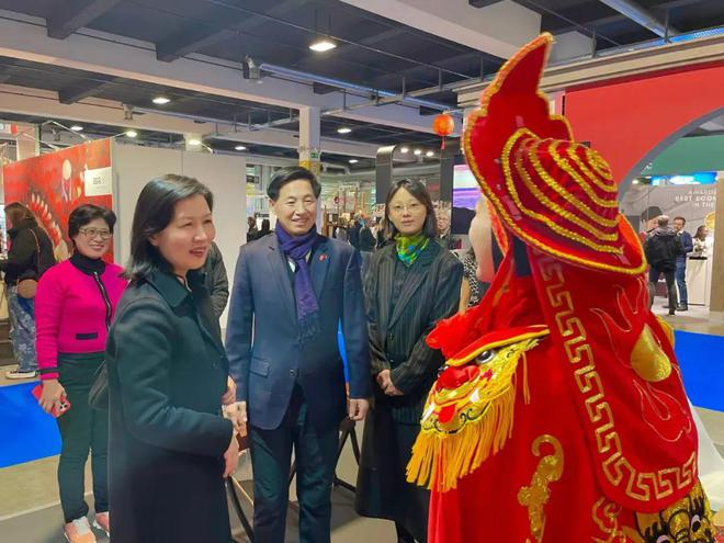 九游体育公众咨询赴华旅游络绎不绝——“你好!中国”亮相2025年苏黎世假日体育休闲展