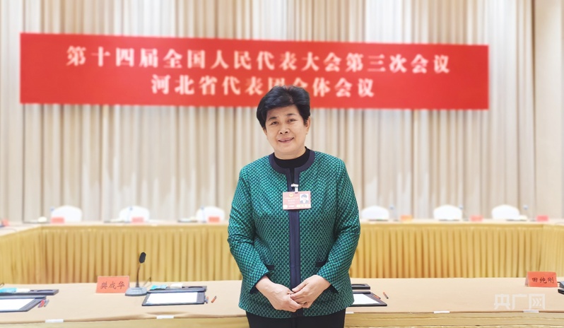 2025听两会｜全国人大代表张淑芬：推动“体育+旅游”融合发展 九游体育助力乡村振兴(图1)