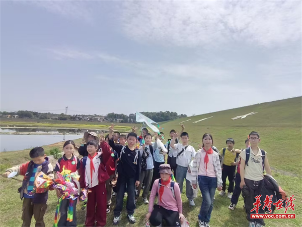 阳光心灵 运动同行 常德经开区赵家桥小学开展金陵水库户外拓展活动九游体育(图2)