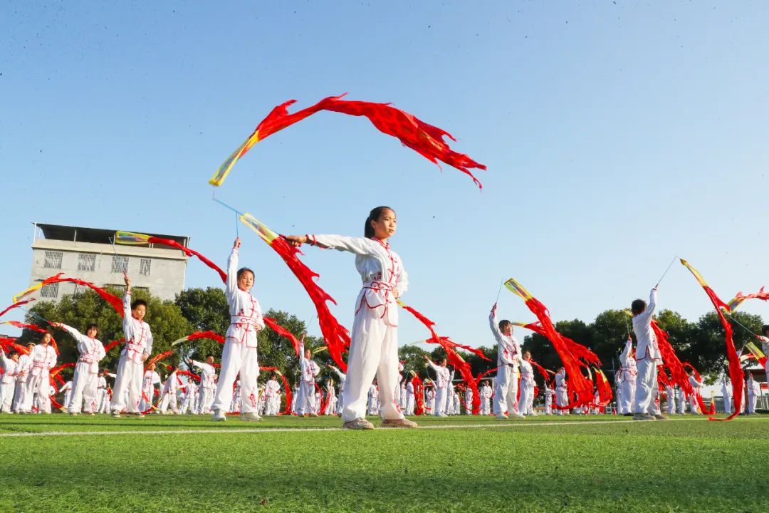 常练常赛常运动畅享快九游体育乐在校园！(图4)