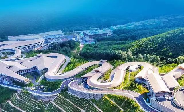 九游体育“体育+旅游”双擎驱动 安宁打造全域旅居“新样本”
