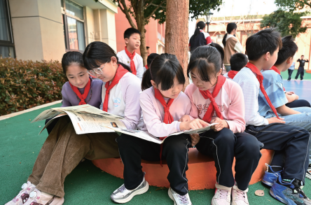 咸宁青林学校九游体育 15分钟阳光课间里的“大智慧”(图2)