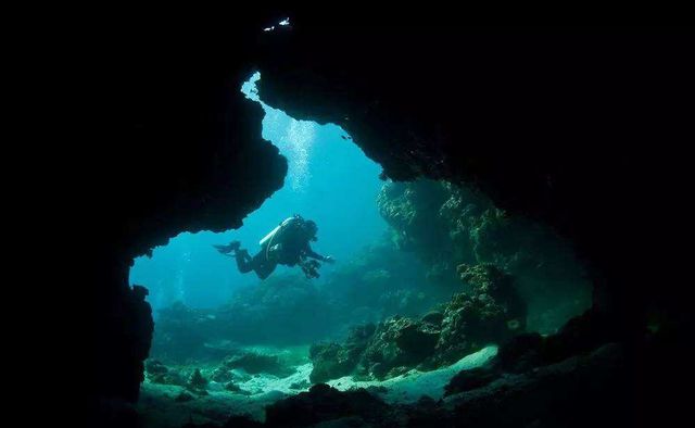 史上最疯狂的三大极限运动惊险刺激死亡率极高你九游体育敢挑战吗？(图6)