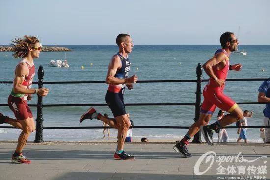 成都世运会潮流与休闲“巴适得板”九游体育(图5)