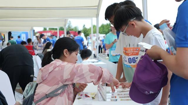 2025奔跑彩云南·寻梦古滇定向季昆明开赛 五城联动开启体育文旅新篇九游体育章(图4)