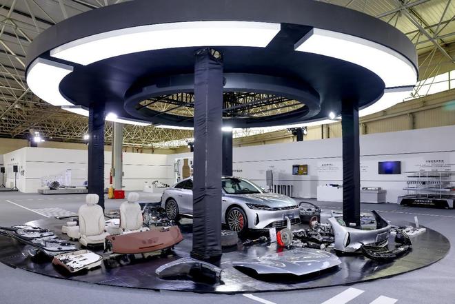 风云A9L：以安全为“底线”奇瑞如何改写C级豪华车游戏规则？九游体育(图6)