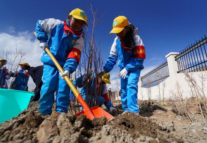 “孩子们成长得更好是我们最大的心愿”——以习近平同志为核心的党中央关心九游体育少年儿童成长和少先队工作纪实(图6)