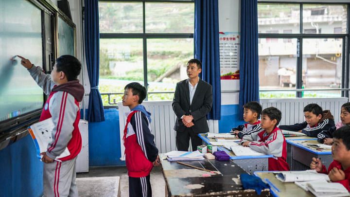 “孩子们成长得更好是我们最大的心愿”——以习近平同志为核心的党中央关心九游体育少年儿童成长和少先队工作纪实(图7)