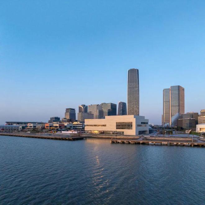 九游体育流动的场所开放的舞台：十年雕琢见证一座城市的更新(图10)