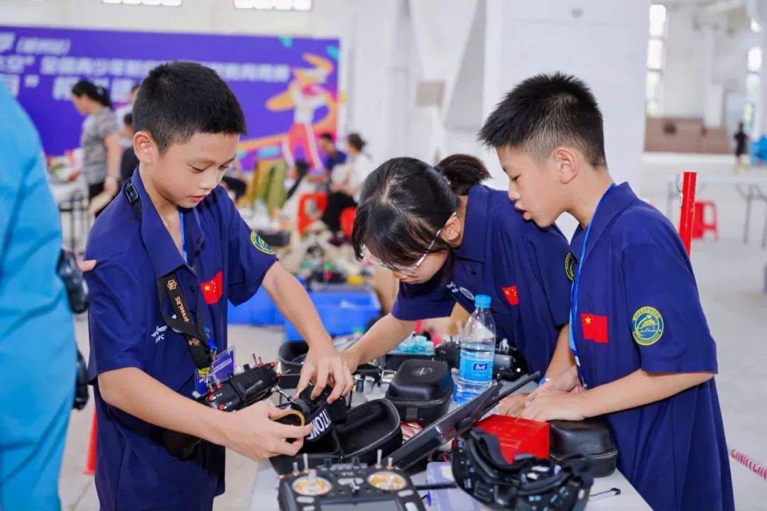 九游体育2025中国时尚体育季（柳州站）再掀赛事促消费热潮(图3)