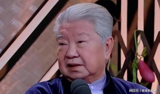 九游体育悲凉！郑佩佩才去世一年小儿子就“原形毕露”蔡澜果然说对了