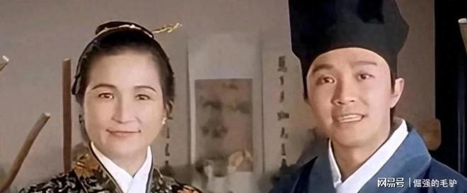 九游体育悲凉！郑佩佩才去世一年小儿子就“原形毕露”蔡澜果然说对了(图7)