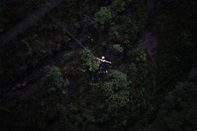 贵州真是摸透了年轻人的心态利九游体育用自然环境把极限运动做到极致(图6)