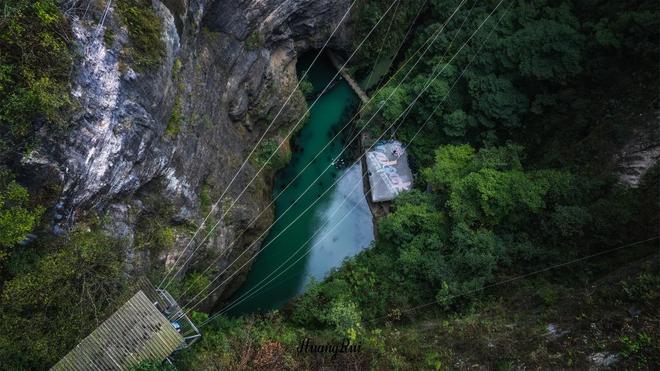 贵州真是摸透了年轻人的心态利九游体育用自然环境把极限运动做到极致(图4)