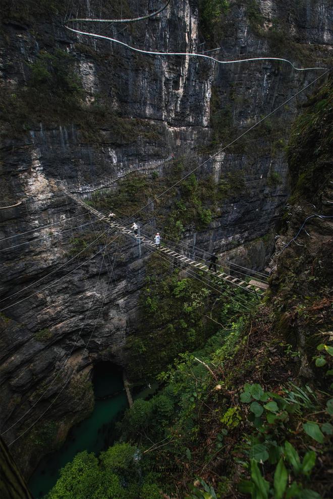 贵州真是摸透了年轻人的心态利九游体育用自然环境把极限运动做到极致(图7)