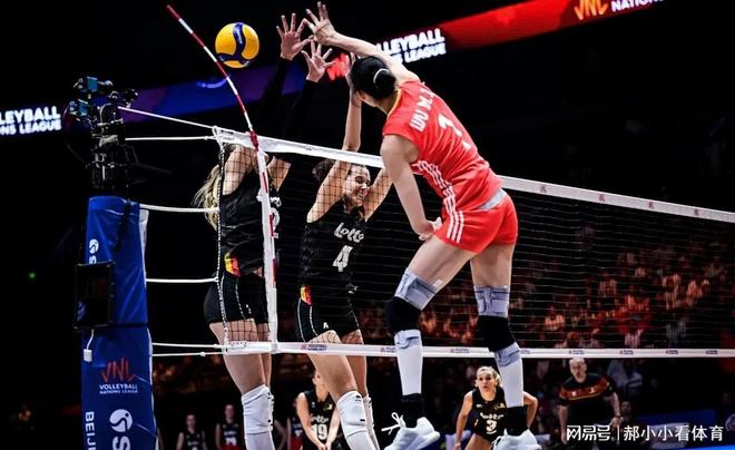 中国女排1-3波兰有激情但没核心暴露3大问题两人可打高分！九游体育(图4)