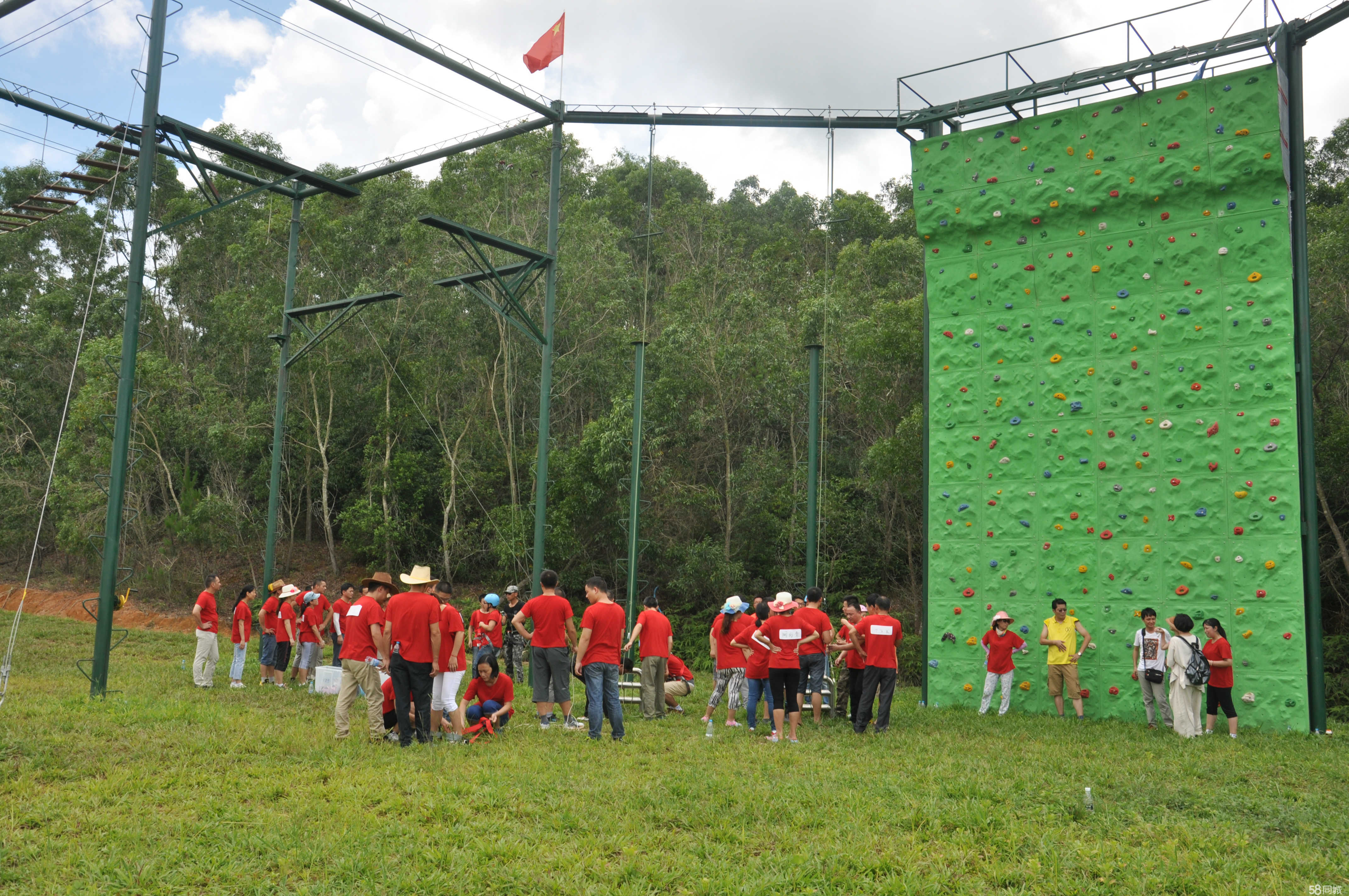 国务院：拓展体育消费场景 支持在体育场馆等九游打造一批沉浸式消费场景