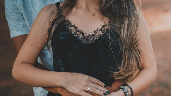 九游体育大学生谈恋爱注意事项(图3)