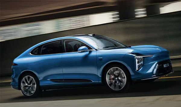 Sam Altman：AI存在泡沫；宇树机器人夺金王兴兴：用遥控追求极致速度；蔡浩宇AI游戏上架2719元｜极客早知道九游体育(图7)