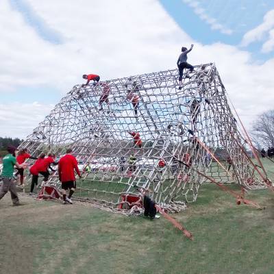 九游体育本市建成全国首座户外夜光匹克球场 拓展城市运动与休闲新场景