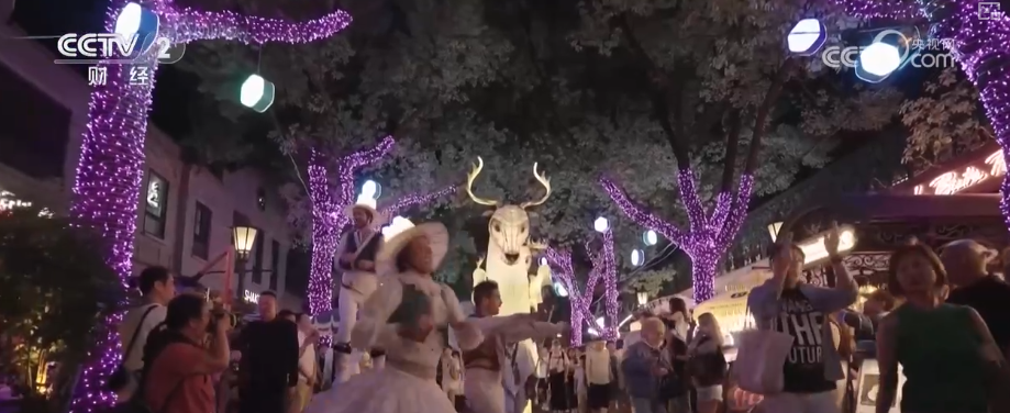 九游体育“赛事+”“情绪价值”“品质化”……消费向新而行 提质、焕新亮点持续显现(图11)