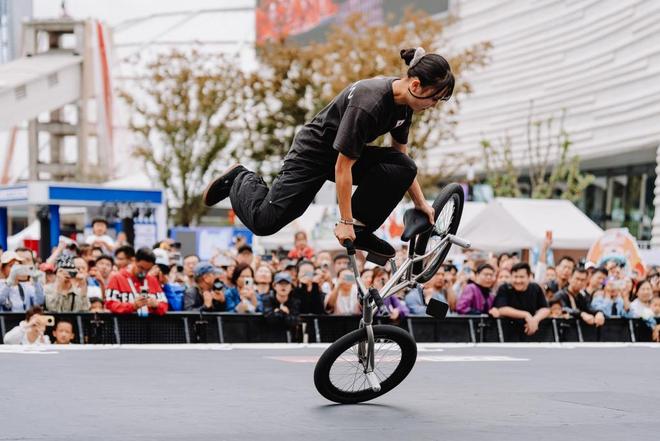 九游体育2025 FISE上海站西岸打造“体育+消费”超级IP(图2)