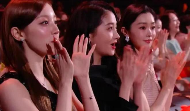 小红书九游体育被点名严惩真相曝光仇视父母、煽动对立只是冰山一角(图3)