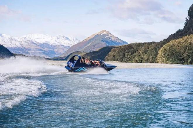 此生必去！不愧是上榜国家地理世界十佳旅行地九游体育是全球无平替的完美度假小镇还是极限运动天堂！(图13)