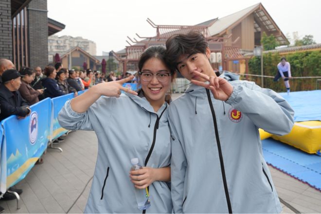 九游体育沸腾了！全国锦标赛彭州开赛！扁带运动首次“出山入圈”燃燃燃！(图8)