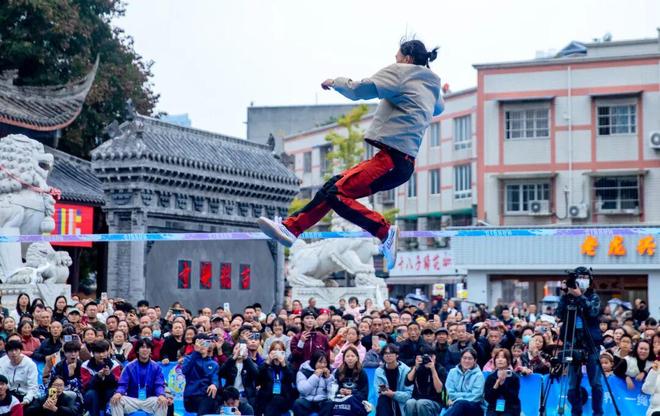 九游体育沸腾了！全国锦标赛彭州开赛！扁带运动首次“出山入圈”燃燃燃！(图21)