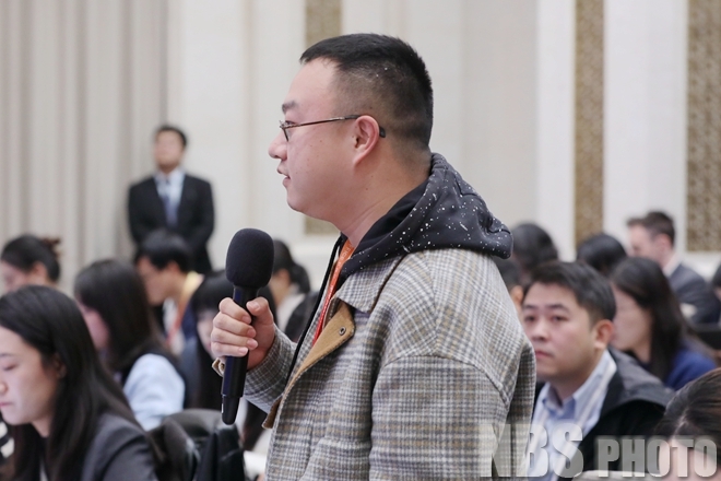 国家统计局新闻发言人就2025年10月份国民经济运行情况答记者问九游体育(图11)