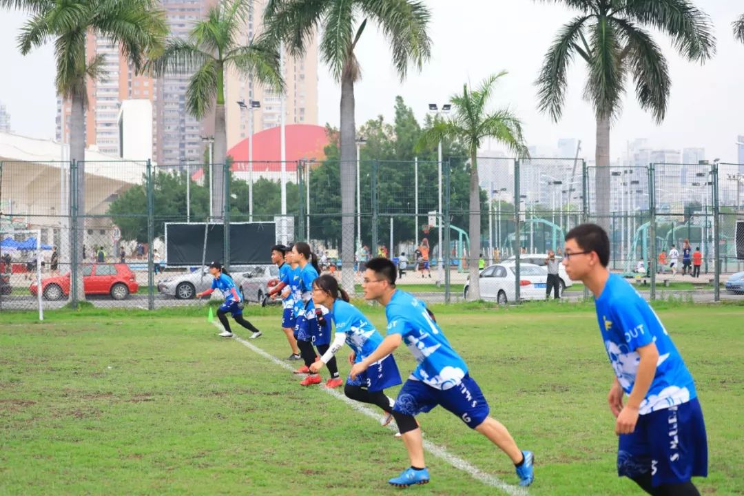九游体育极限飞盘协会-中南大学阳光体育