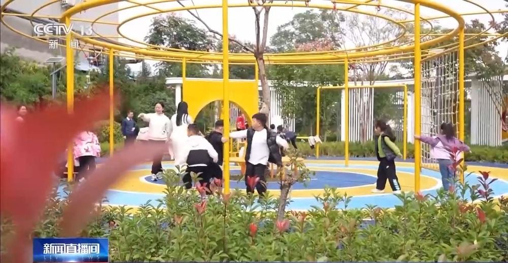 九游体育视频丨绿茵经济“踢”出大市场 小城赛事拉动12亿消费(图6)