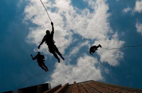 国内有哪些可以蹦极的好地方九游体育