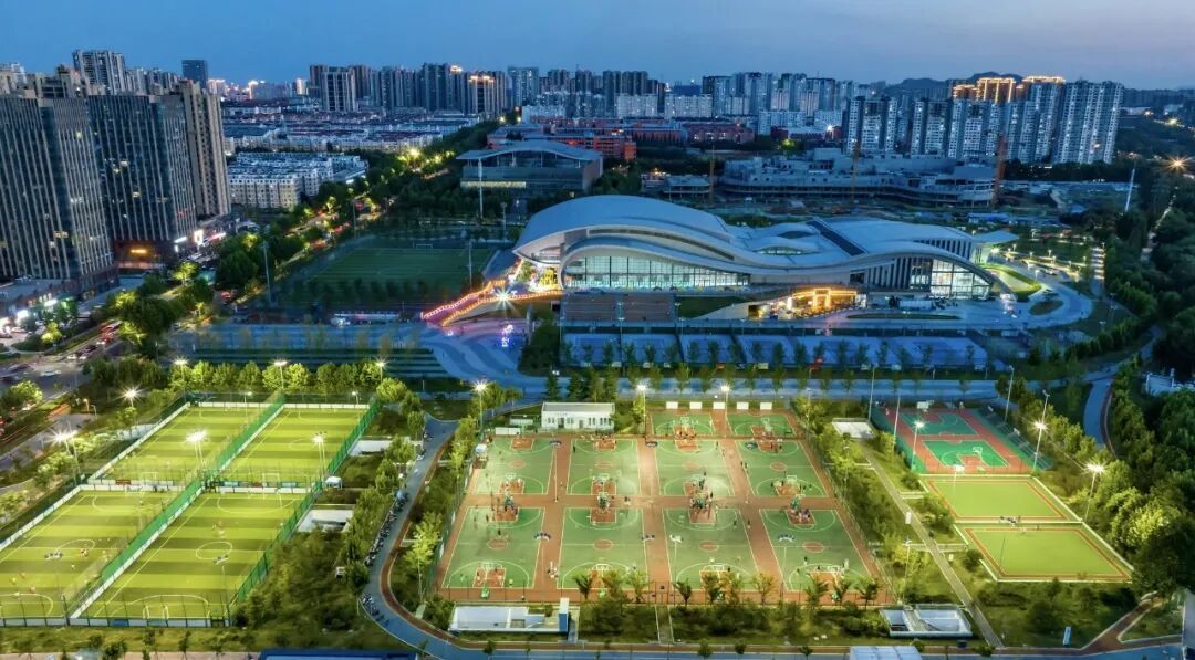 创纪录！珠江之畔活力日照的“荣耀时九游体育刻”！(图9)