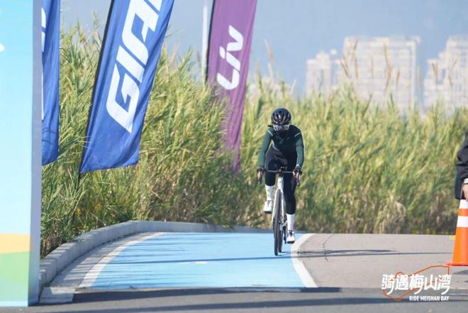 今天！北九游体育仑的海边超热闹(图2)