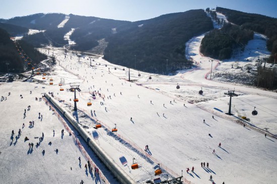 普及冰雪运动 鼓励带薪九游体育休假——吉林设立“冰雪假期”