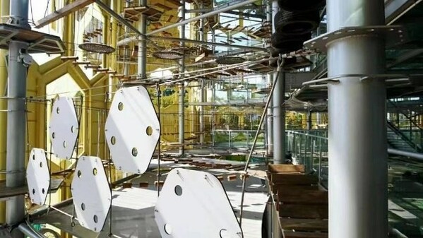 九游体育2025年国际攀联世界杯攀岩赛在贵州贵阳开幕 奥运选手、世界冠军竞速贵州体育新地标