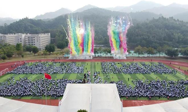 燃情开幕！河源理工学校举行九游体育第十五届体育节开幕式(图4)