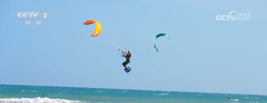 海南文旅市场亮出特色“消费名片” 旅游消费活力不断增强九游体育(图3)