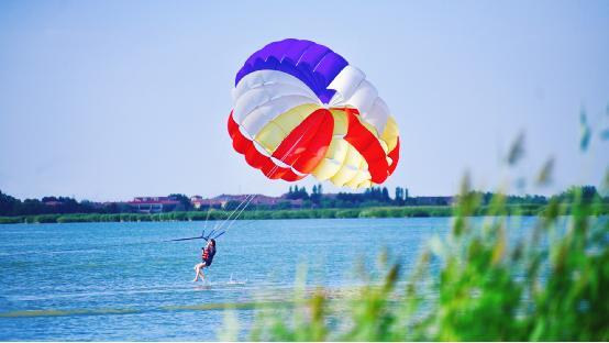 以公九游体育益为笔重庆体彩书写暖心责任答卷