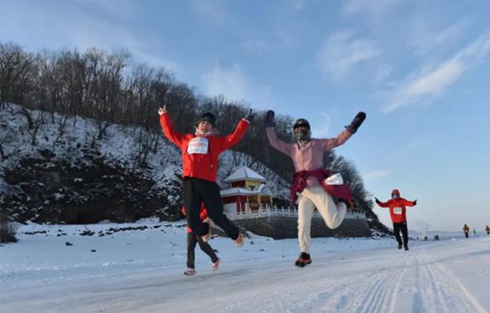 全链升级 多维创新 2026东极新年马拉松以诸多“首次”超越往届九游体育